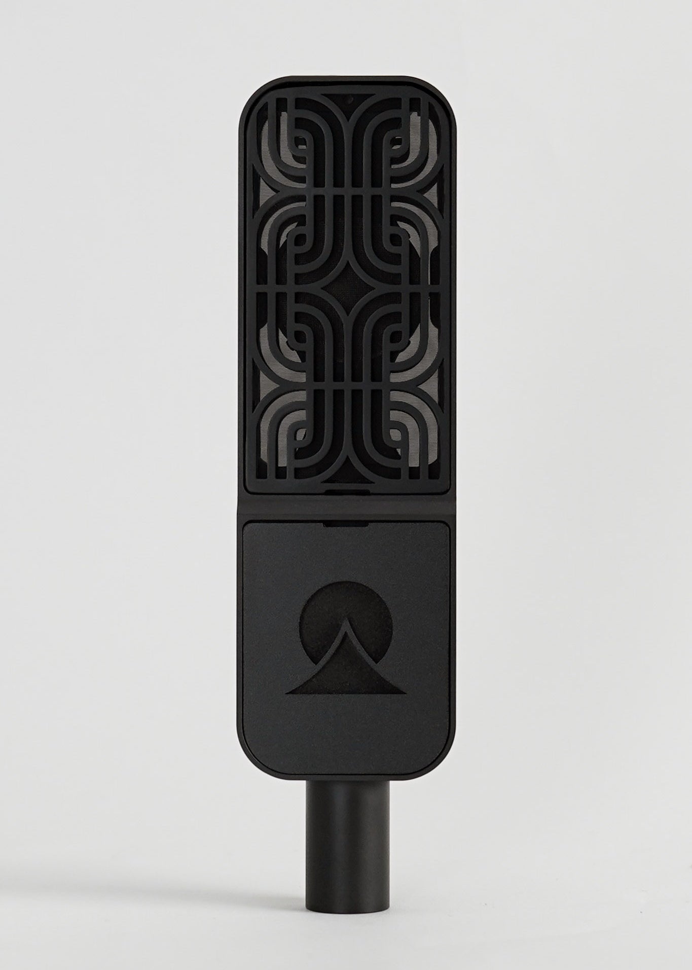 241221_OhmaBlackBlackCondenserMotif-3.jpg