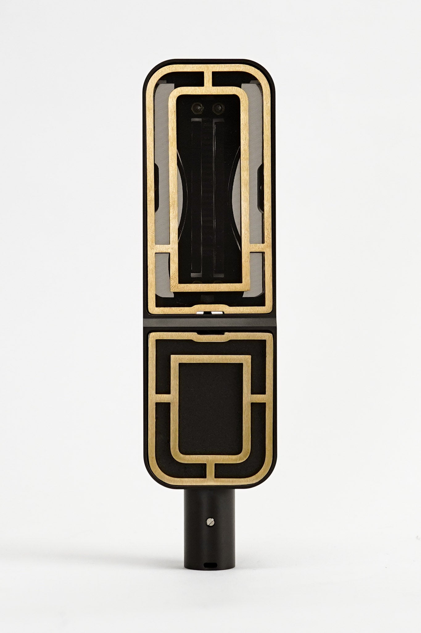 Windows Ribbon - Black / Brass
