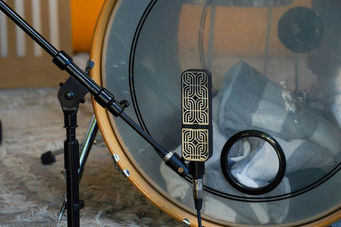 Ohma Ribbon Mic on Kick Drum