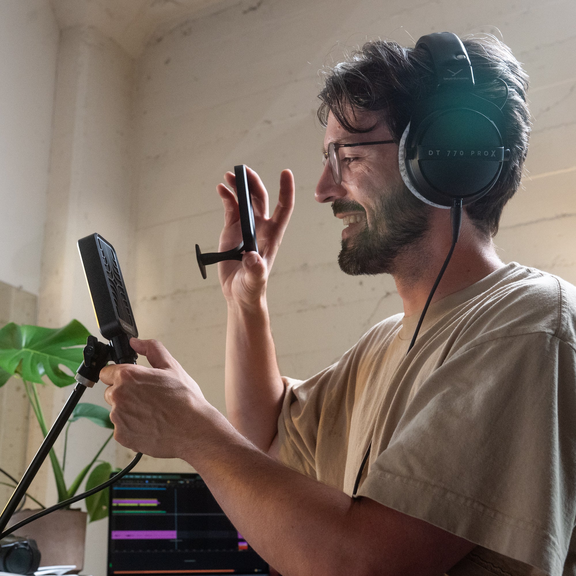 Ohmie + Pop Filter Bundle